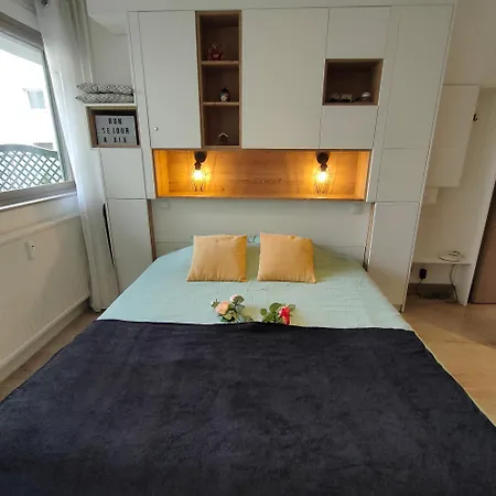 아파트 Superbe 2 Etoiles Parking Prive En Centre 엑스레뱅